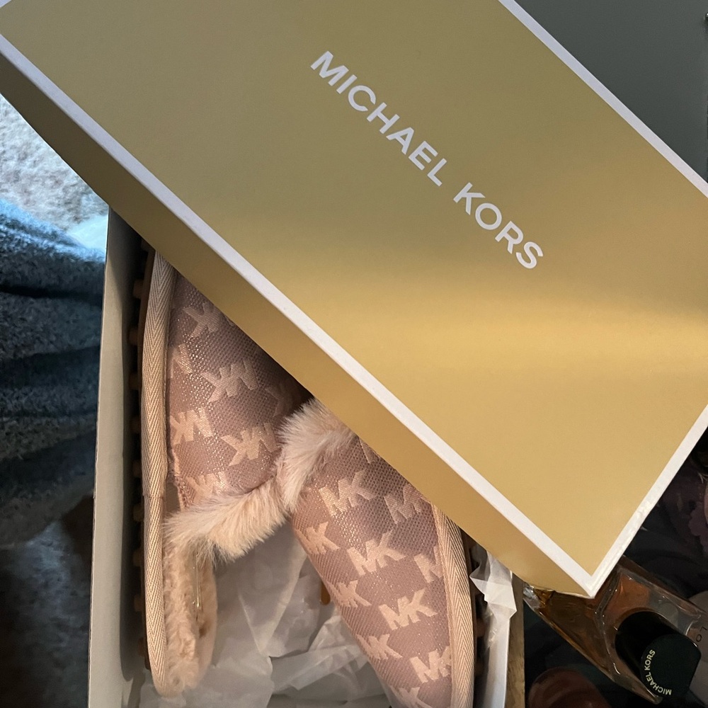 Michael Kors Ballet Pink Slippers